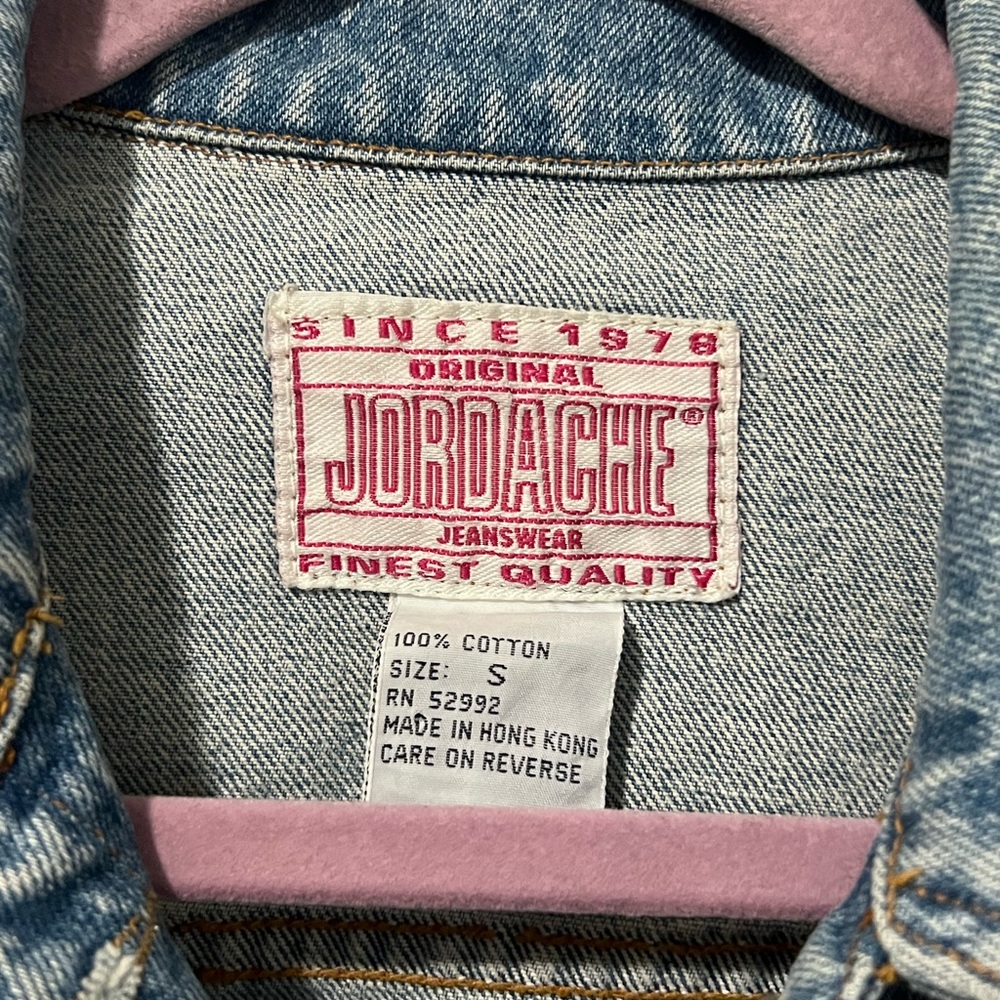 VTG 90’s Floral Embroidered Jordache Jean Jacket (Size S) - Picture 3 of 5